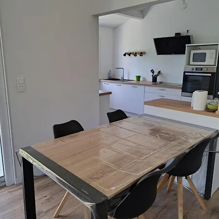 Maison De Charme Avec Grand Jardin, Terrasse Et Wifi, Proche Et Commerces - Fr-1-323-551 Hébergement de vacances Saint-Hilaire-de-Riez
